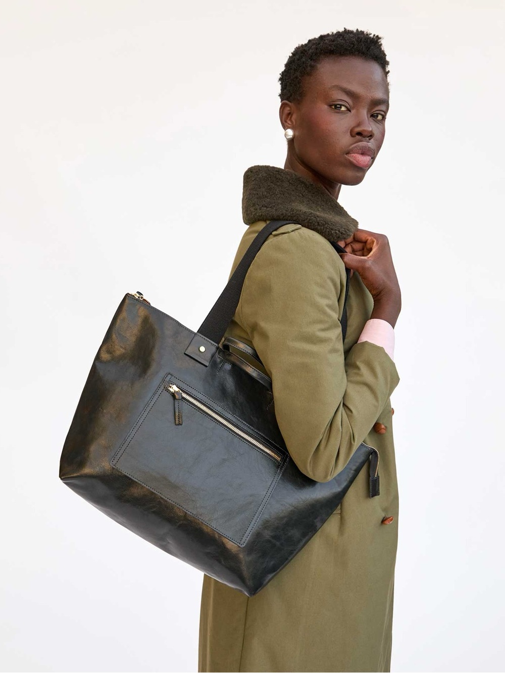 Clare V Le Zip Sac Bag in Black